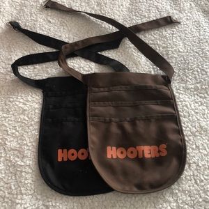 Hooters Other - HOOTERS pouch set 2 for $10 Hooters Other - HOOTERS pouch set 2 for $10